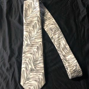Michael Kors gray tie